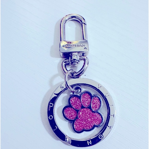 Louis Vuitton Silver Key Ring Porte cles - added dog paw pink and silver - Picture 1 of 12